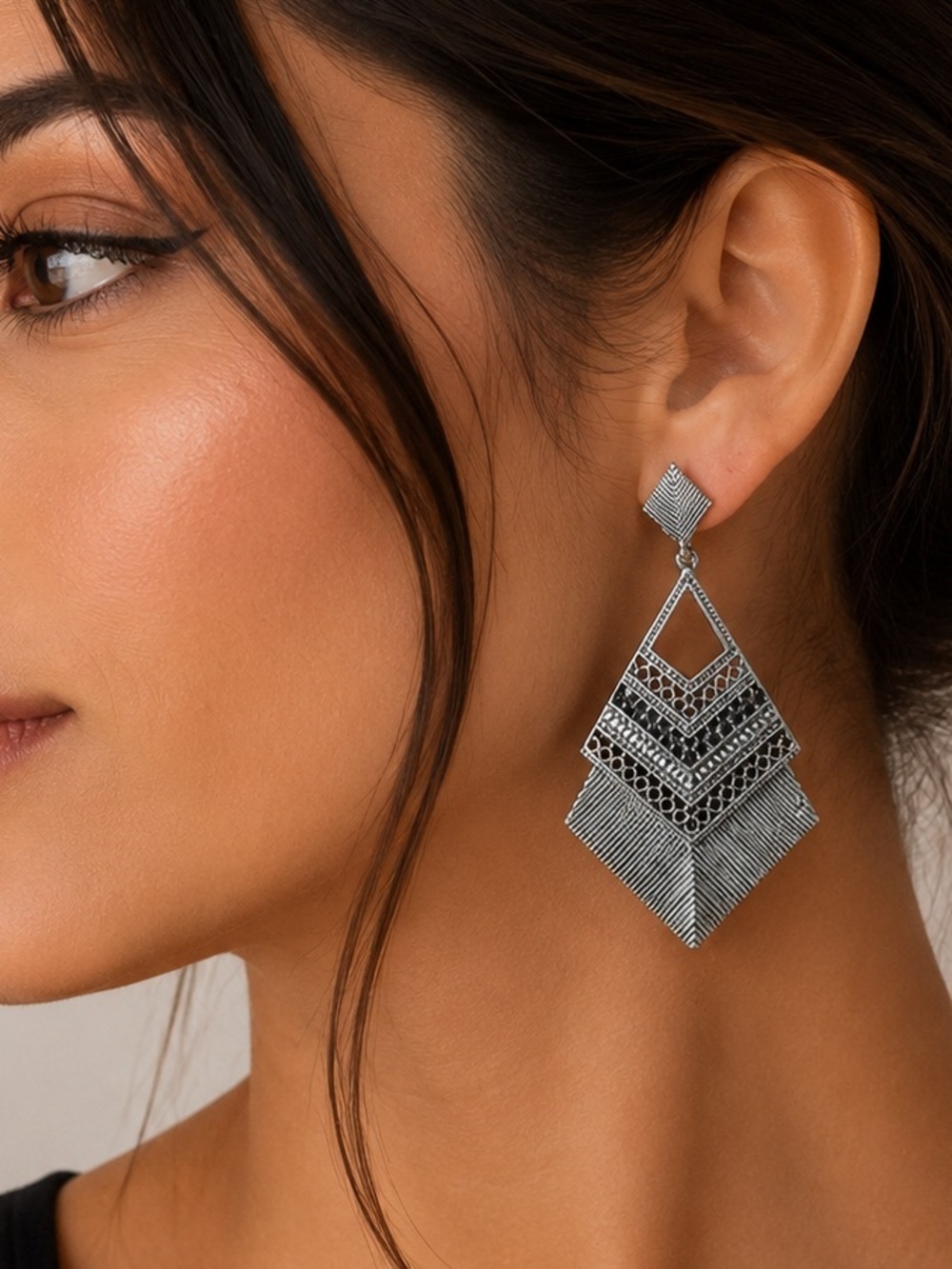 Silver Tone Lightweight Boho Fan Style Funky Geometric Dangle Western Earrings